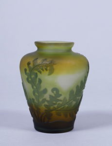 Kleine Jugendstil-Vase, Emile Gallé, Nancy, um 1900/05, H 9cm