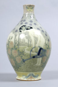 Jugendstil-Vase, Sèvres, Dekor Edouard Frédéric Ballanger, um 1910, H 25,5cm, Zuschlag: 2200,-€