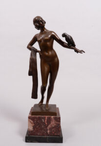 Otto Schmidt-Hofer, Bronze, weiblicher Akt mit Papagei, H 40cm, Zuschlag: 950,-€