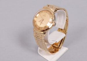 Omega "Constellation De Luxe" Pie Pan Gold Dial, ca. 1954, Zuschlag: 4800,-€